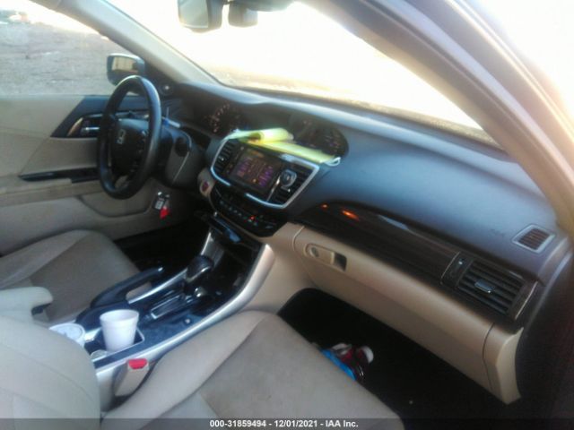 Photo 4 VIN: JHMCR6F74HC023395 - HONDA ACCORD HYBRID 