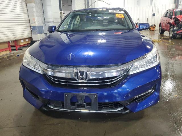 Photo 4 VIN: JHMCR6F75HC010896 - HONDA ACCORD TOU 