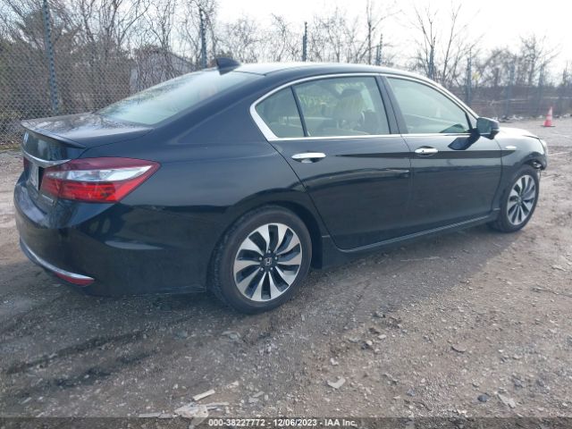 Photo 3 VIN: JHMCR6F77HC005280 - HONDA ACCORD HYBRID 