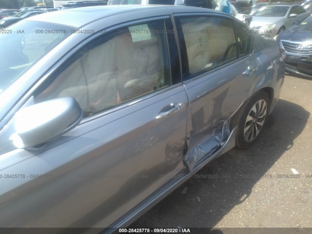 Photo 5 VIN: JHMCR6F77HC016683 - HONDA ACCORD HYBRID 