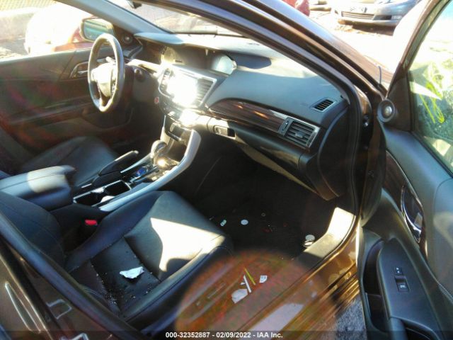 Photo 4 VIN: JHMCR6F77HC017218 - HONDA ACCORD HYBRID 