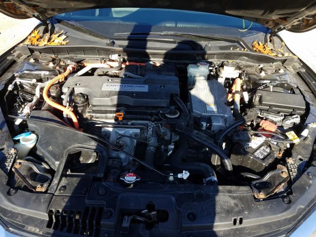 Photo 6 VIN: JHMCR6F78HC015915 - HONDA ACCORD TOU 