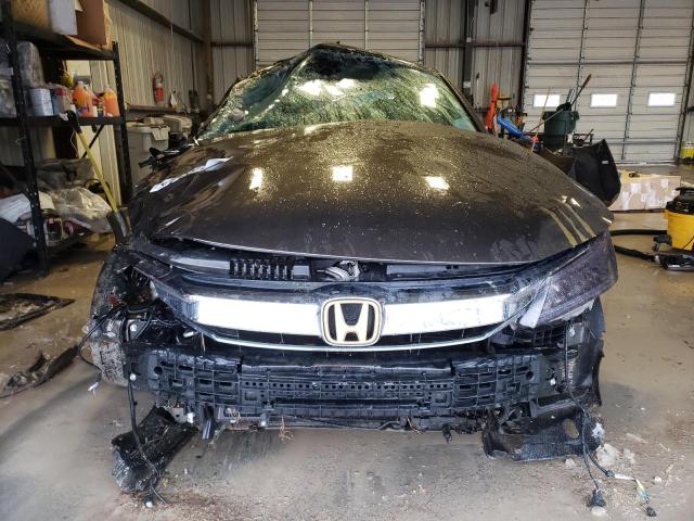 Photo 4 VIN: JHMCR6F7XHC022476 - HONDA ACCORD TOU 