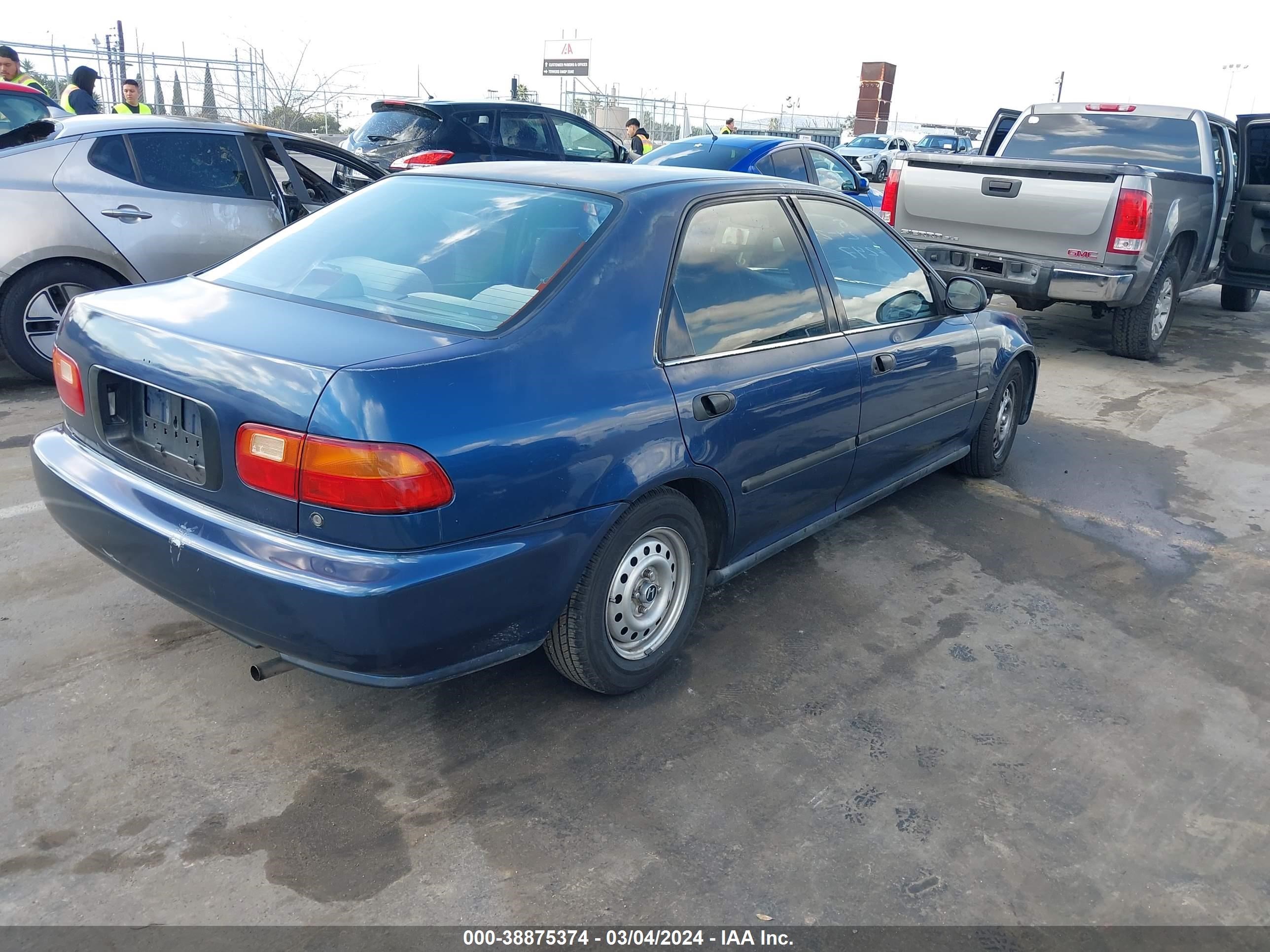 Photo 3 VIN: JHMEG8649PS020965 - HONDA CIVIC 