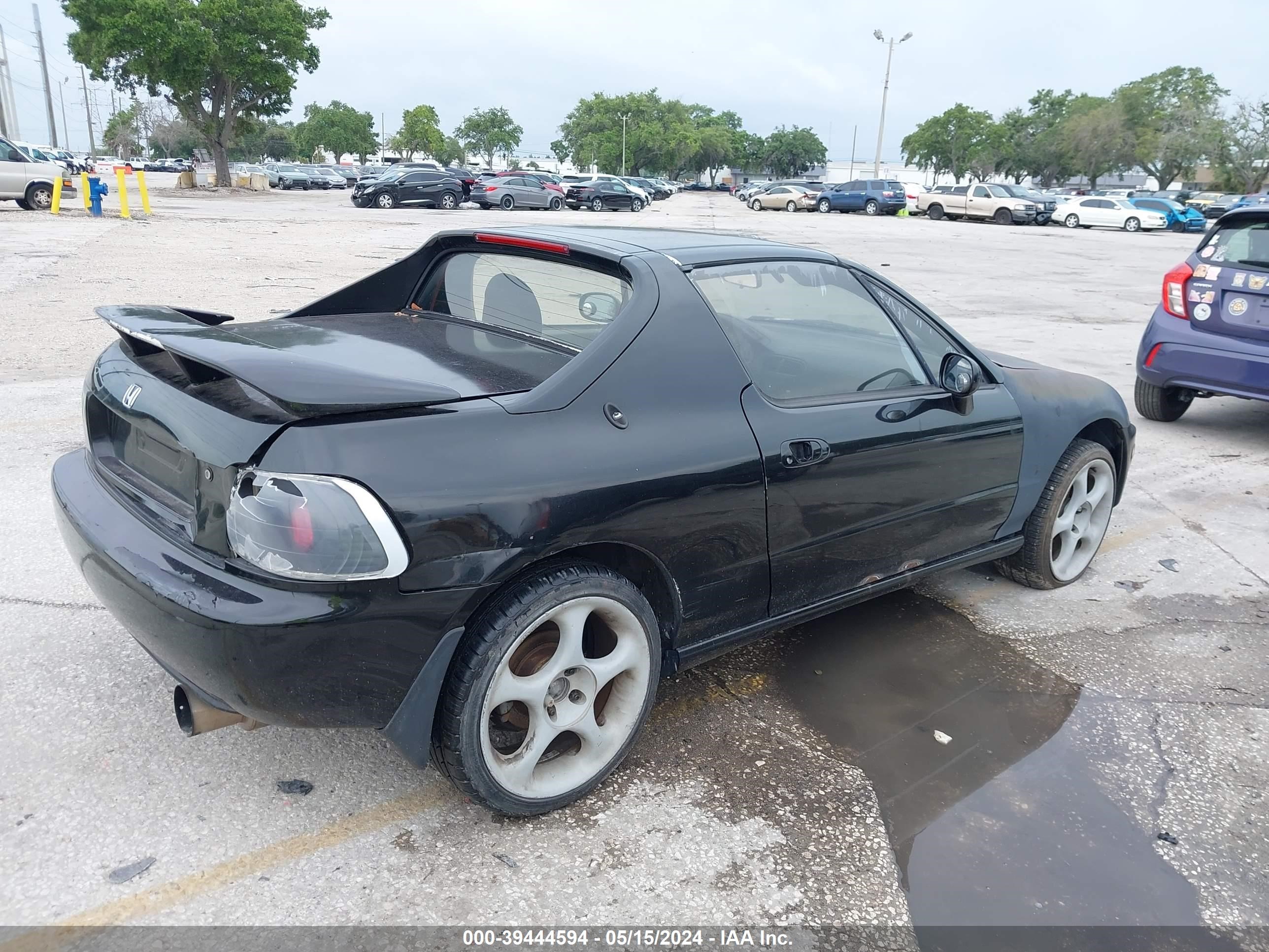 Photo 3 VIN: JHMEH6162PS003175 - HONDA CIVIC 