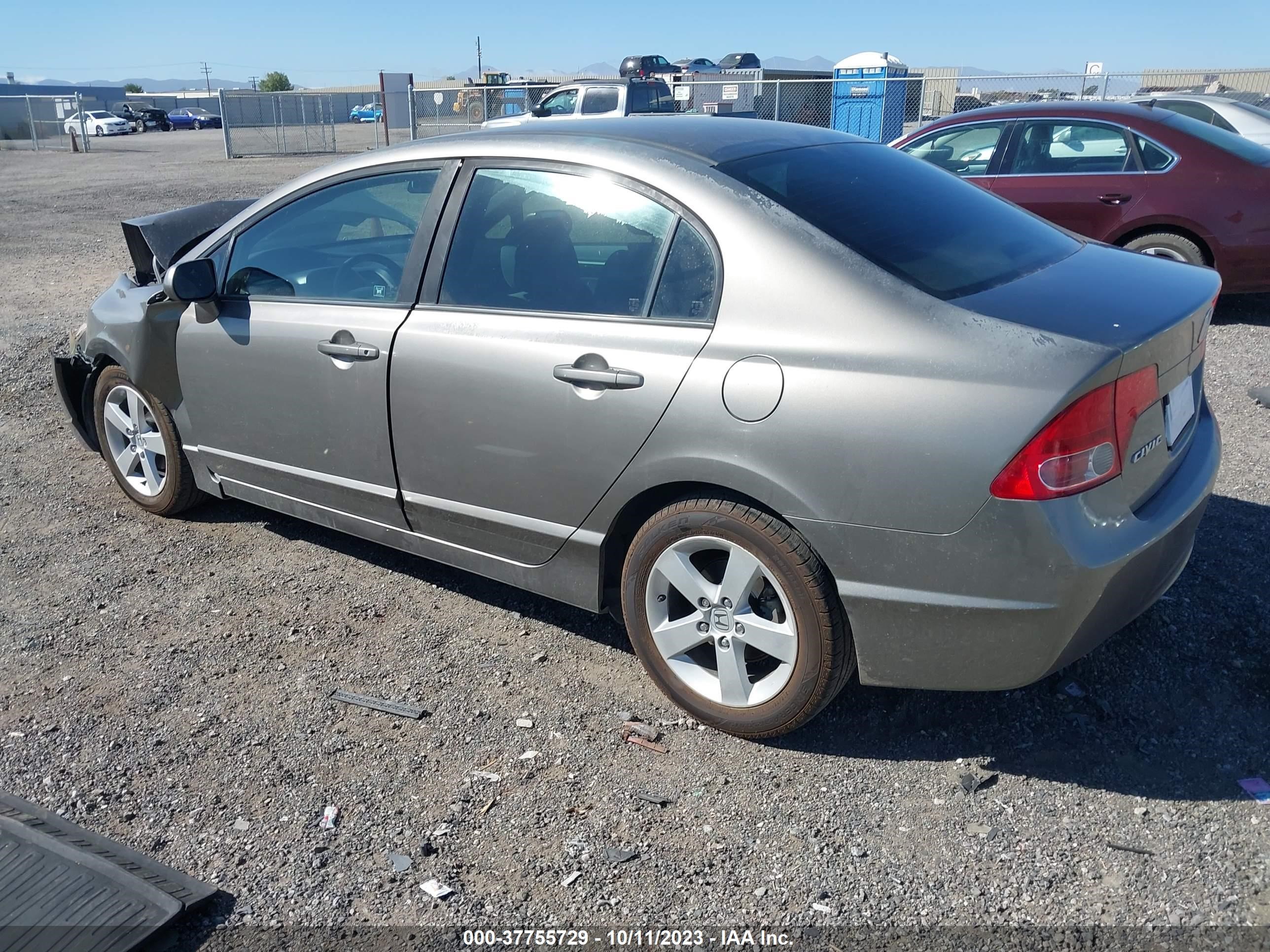 Photo 2 VIN: JHMFA16846S012562 - HONDA CIVIC 