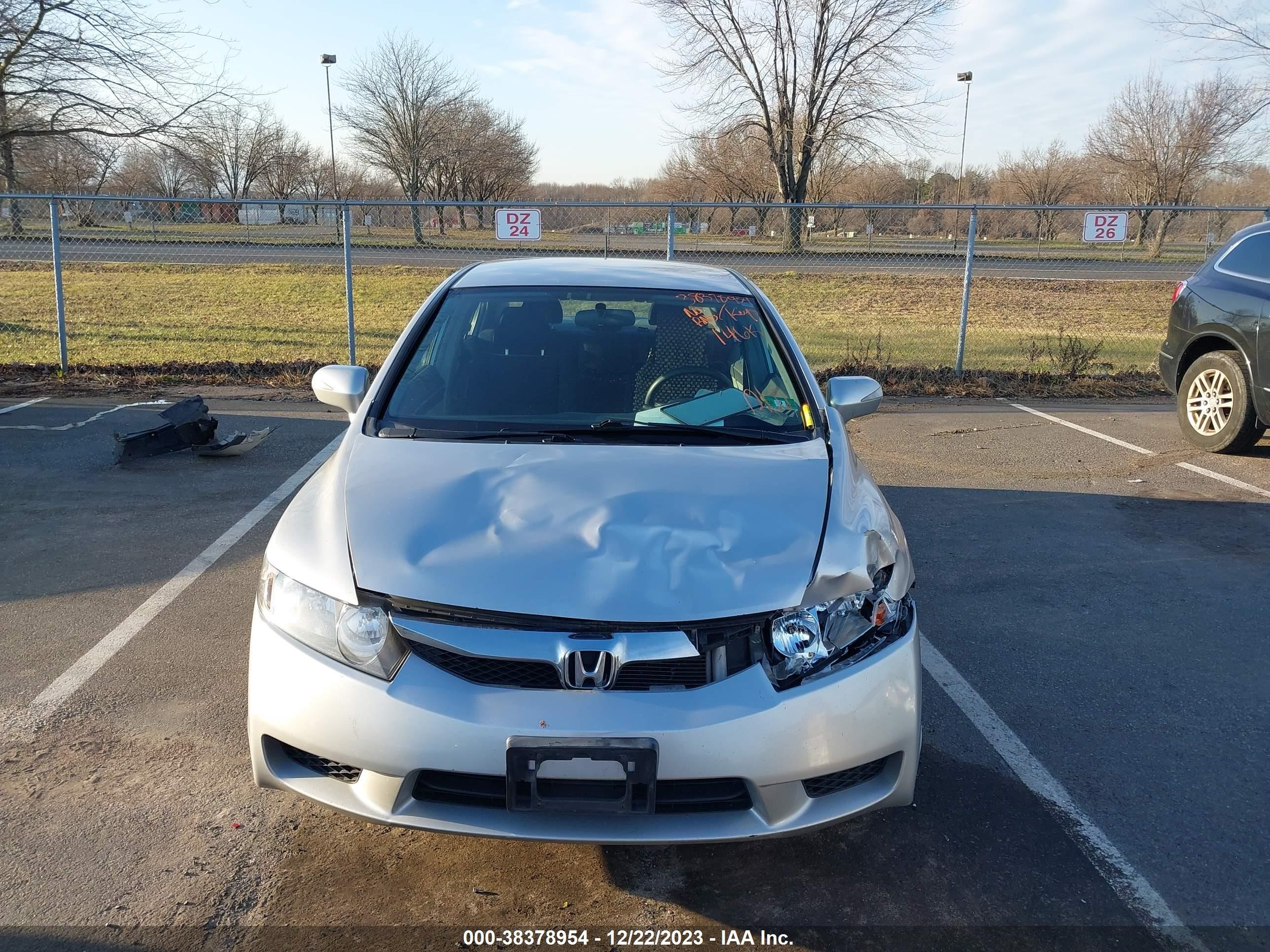 Photo 5 VIN: JHMFA36269S013952 - NISSAN SENTRA 