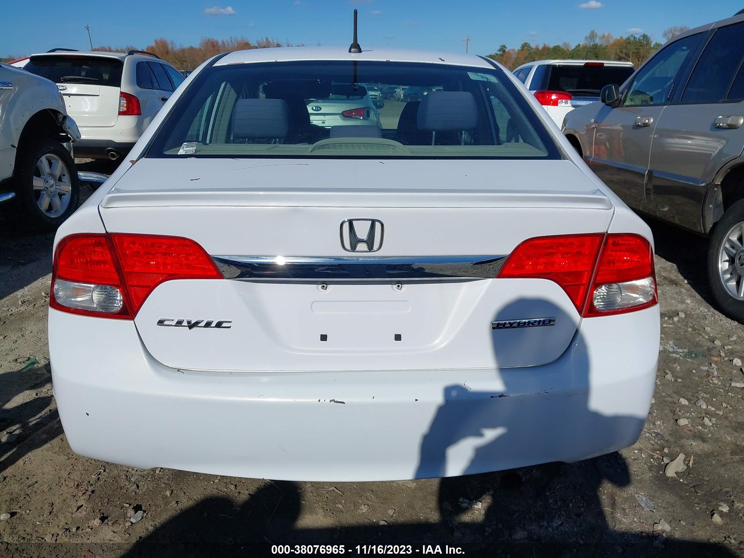 Photo 16 VIN: JHMFA3F20AS000683 - HONDA CIVIC 