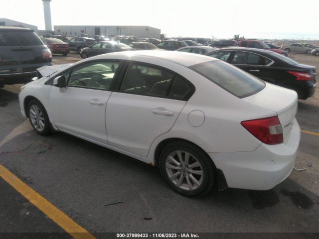 Photo 2 VIN: JHMFB2F83CS000238 - HONDA CIVIC 