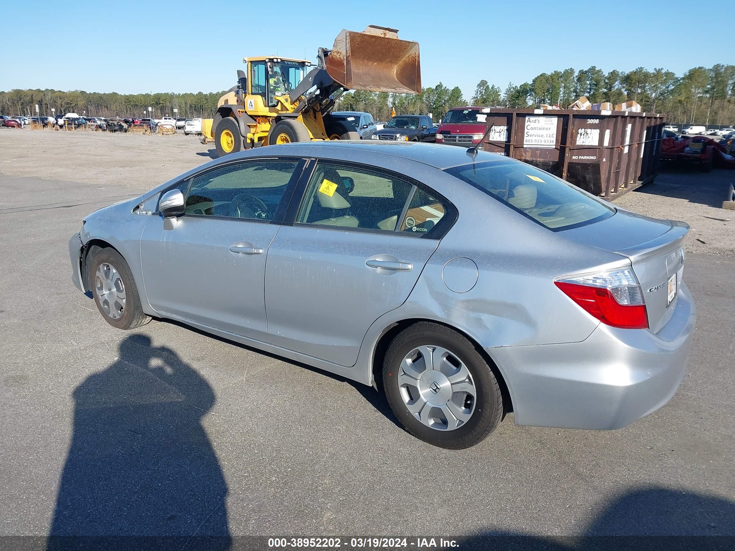 Photo 2 VIN: JHMFB4F38CS011204 - HONDA CIVIC 