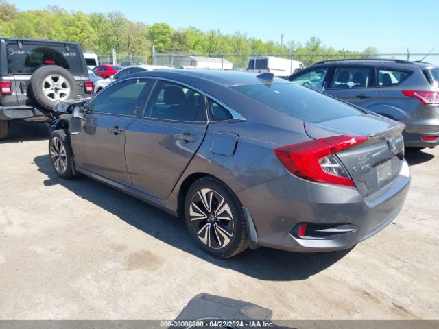 Photo 2 VIN: JHMFC1F30JX030776 - HONDA CIVIC 