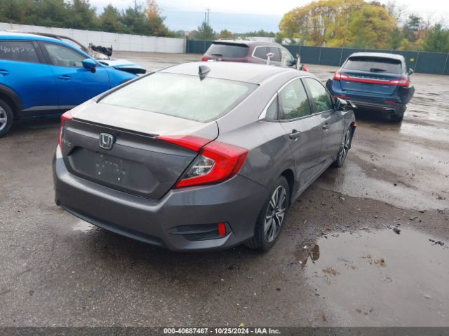 Photo 3 VIN: JHMFC1F32JX009864 - HONDA CIVIC 