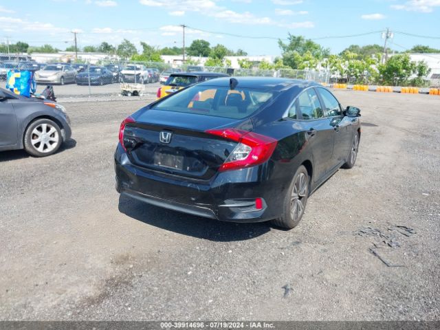 Photo 3 VIN: JHMFC1F32JX017480 - HONDA CIVIC 