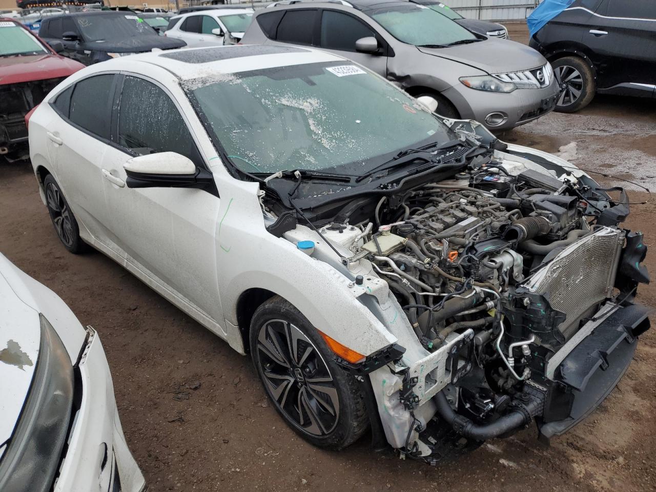 Photo 3 VIN: JHMFC1F32JX020847 - HONDA CIVIC 