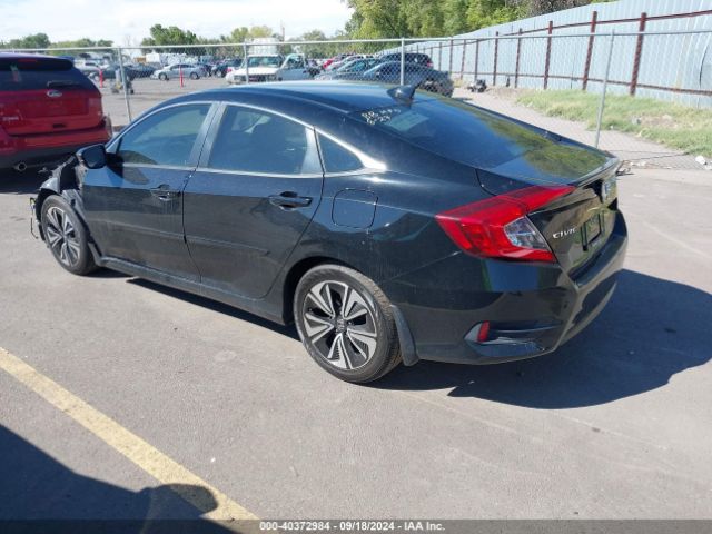 Photo 2 VIN: JHMFC1F33JX030903 - HONDA CIVIC 