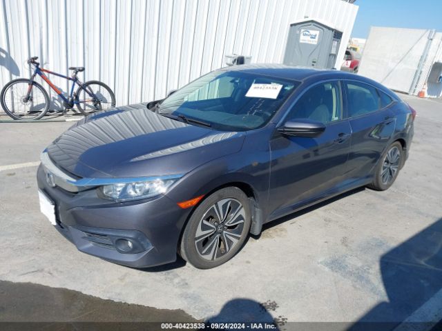 Photo 1 VIN: JHMFC1F33JX043487 - HONDA CIVIC 