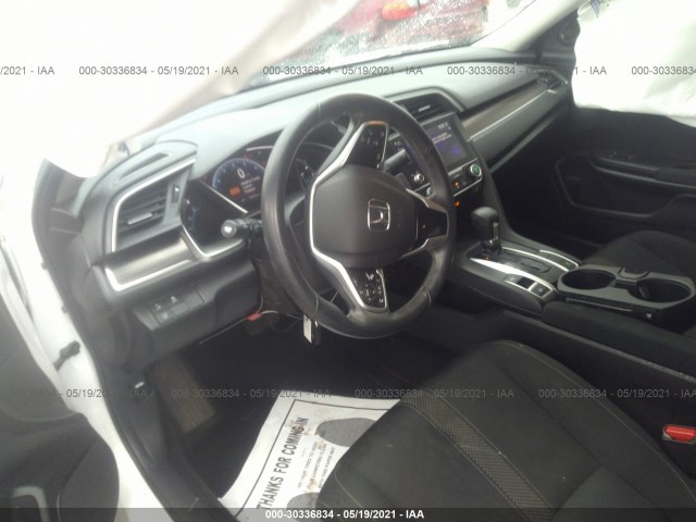 Photo 4 VIN: JHMFC1F33KX000608 - HONDA CIVIC SEDAN 