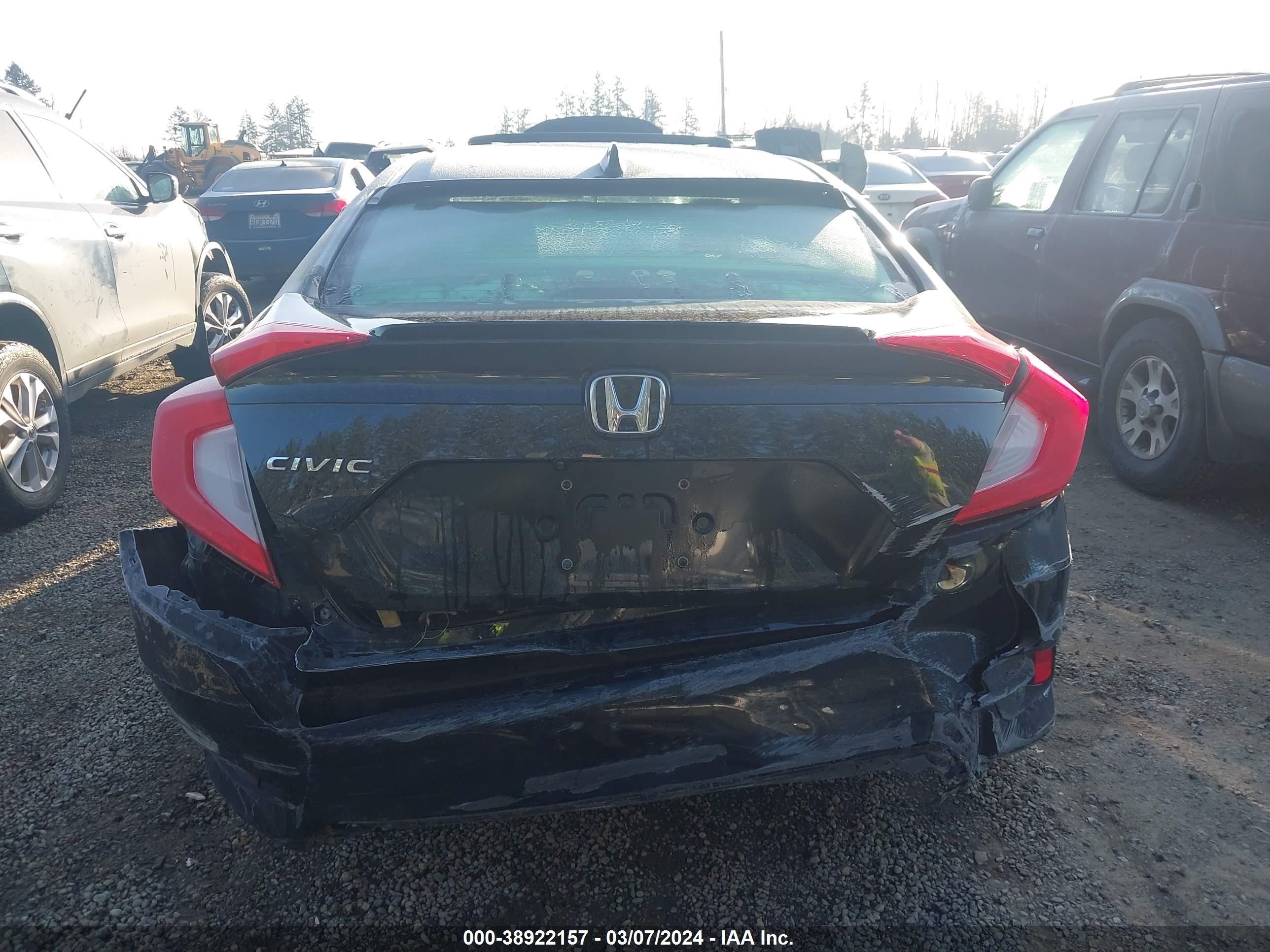 Photo 15 VIN: JHMFC1F35JX011754 - HONDA CIVIC 