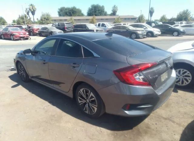 Photo 2 VIN: JHMFC1F35JX028540 - HONDA CIVIC SEDAN 