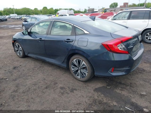 Photo 2 VIN: JHMFC1F35JX031633 - HONDA CIVIC 