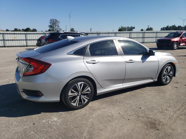 Photo 2 VIN: JHMFC1F37JX020598 - HONDA CIVIC 