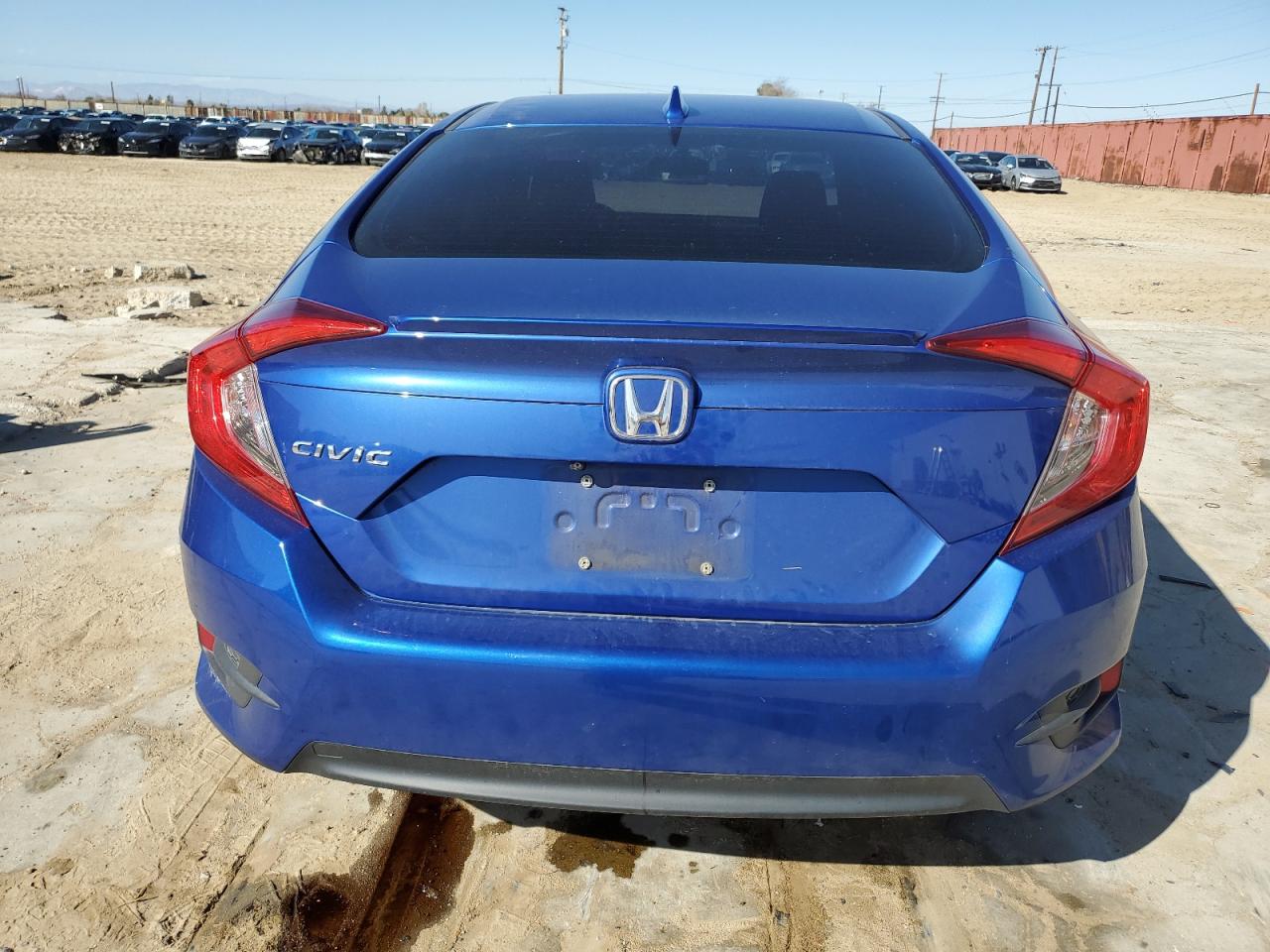 Photo 5 VIN: JHMFC1F38JX009156 - HONDA CIVIC 