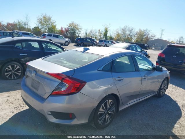 Photo 3 VIN: JHMFC1F38JX030928 - HONDA CIVIC 