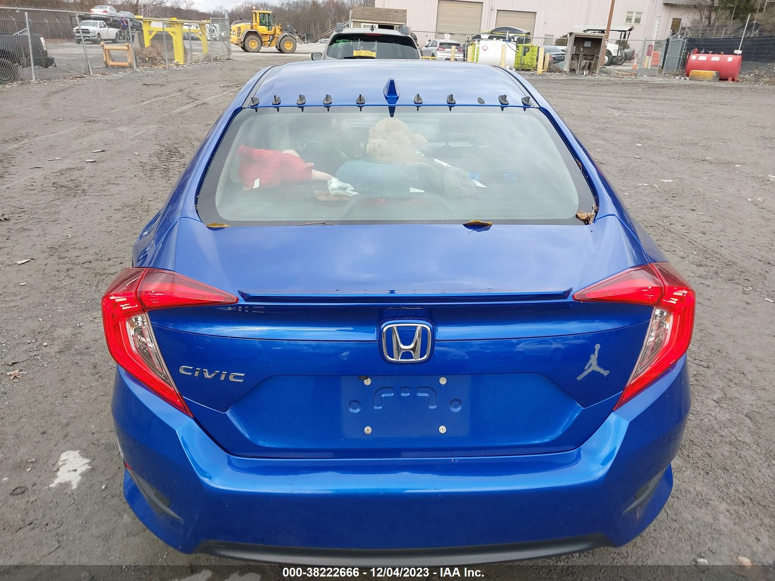 Photo 15 VIN: JHMFC1F39JX018724 - HONDA CIVIC 