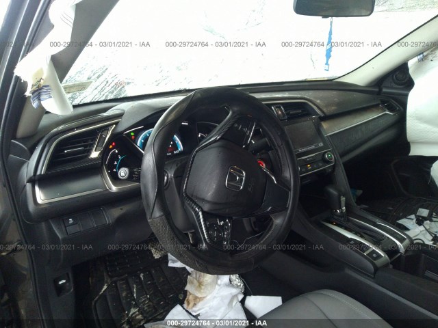 Photo 4 VIN: JHMFC1F3XJX018893 - HONDA CIVIC SEDAN 