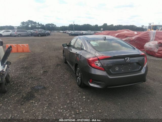 Photo 2 VIN: JHMFC1F3XJX030218 - HONDA CIVIC SEDAN 