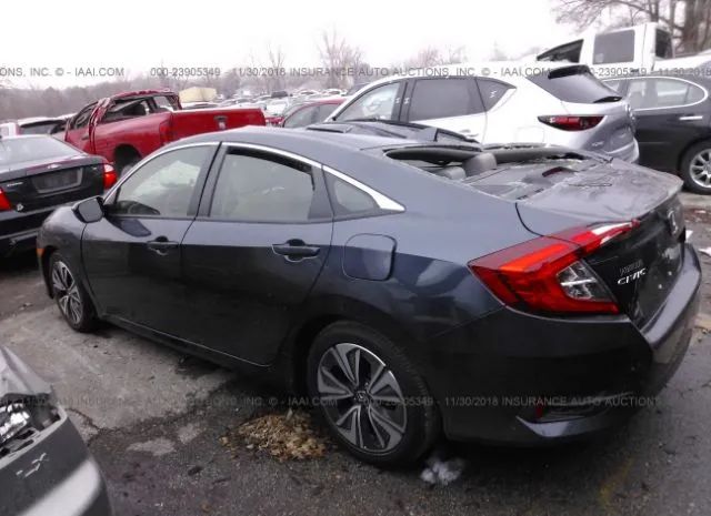 Photo 2 VIN: JHMFC1F49JX000085 - HONDA CIVIC SEDAN 