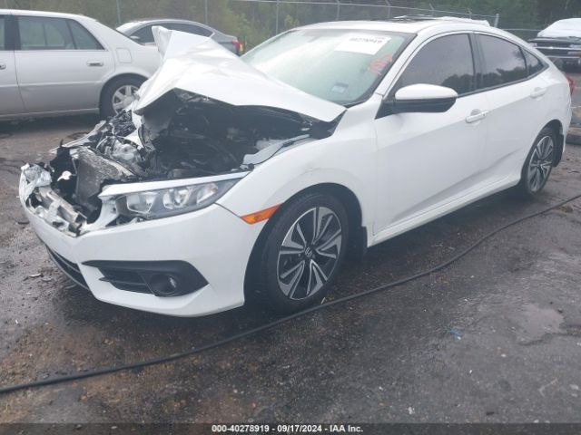 Photo 1 VIN: JHMFC1F79JX013672 - HONDA CIVIC 