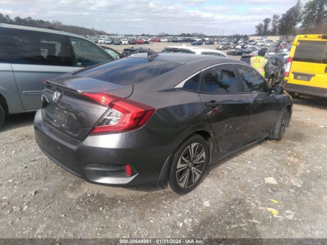 Photo 3 VIN: JHMFC1F79JX013879 - HONDA CIVIC 