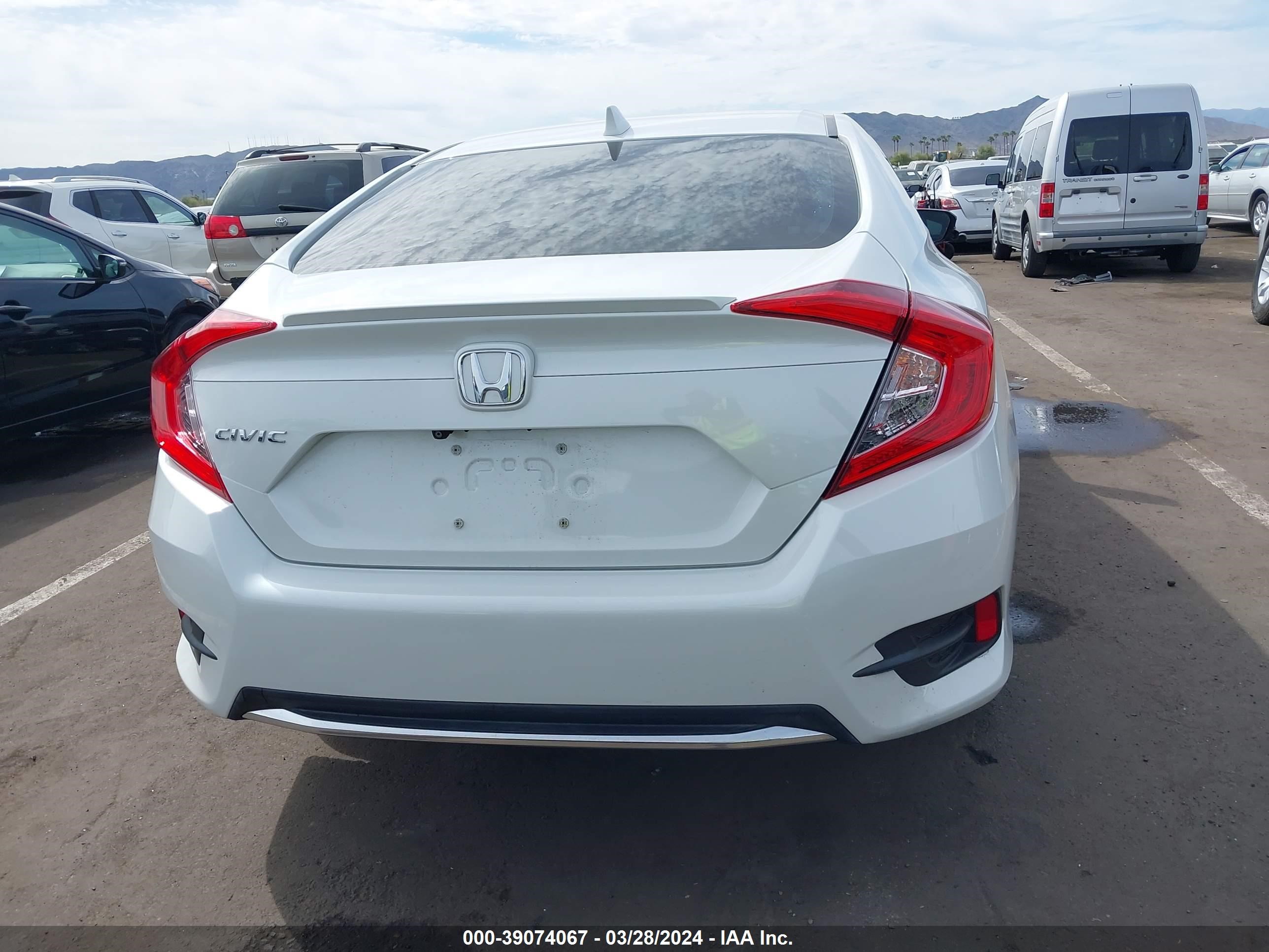 Photo 16 VIN: JHMFC1F79KX005637 - HONDA CIVIC 