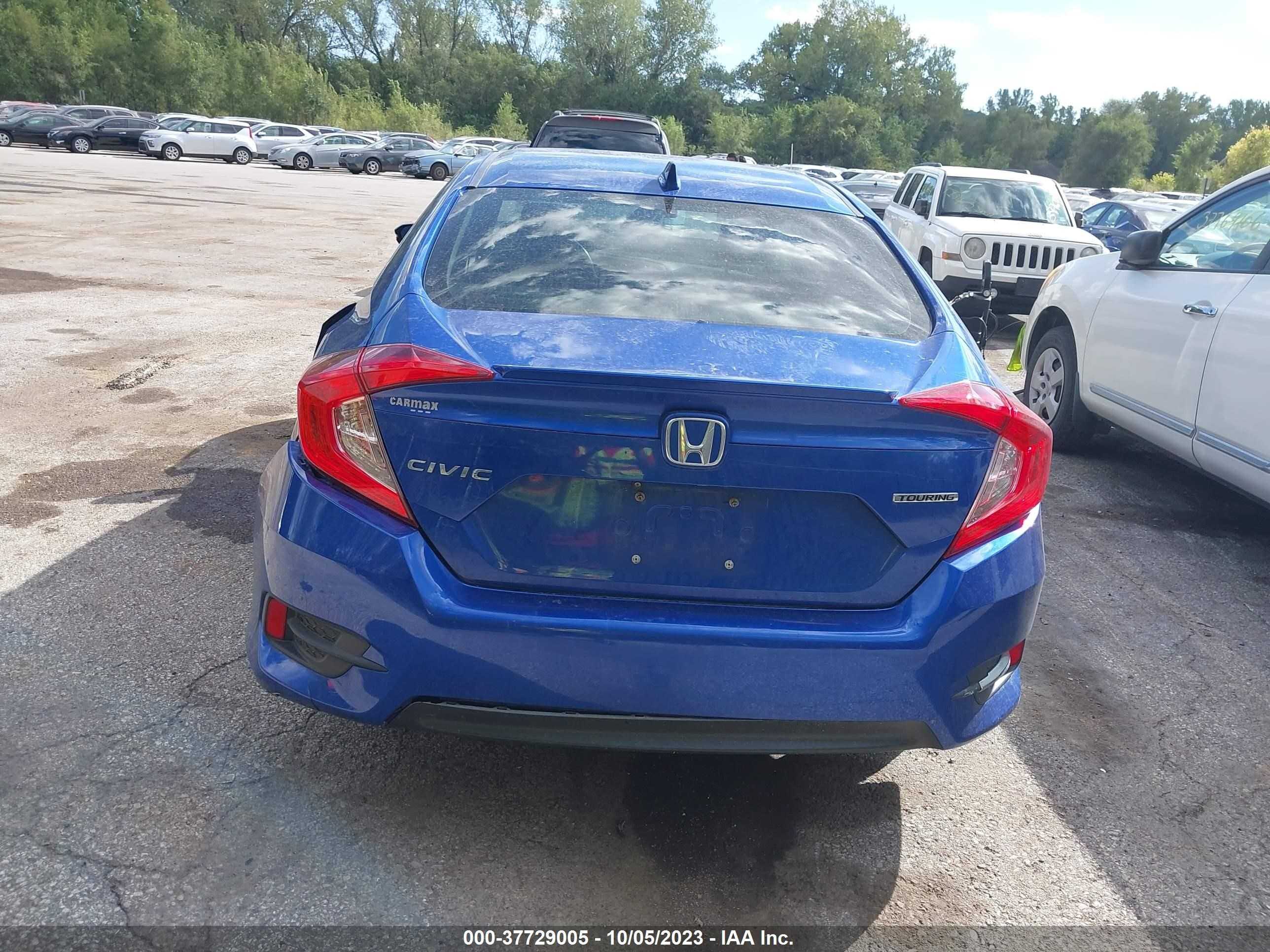 Photo 15 VIN: JHMFC1F96JX003960 - HONDA CIVIC 