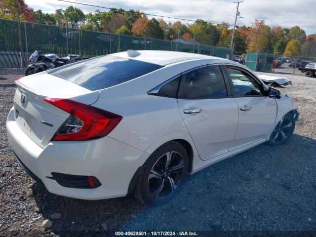 Photo 3 VIN: JHMFC1F97JX012327 - HONDA CIVIC 