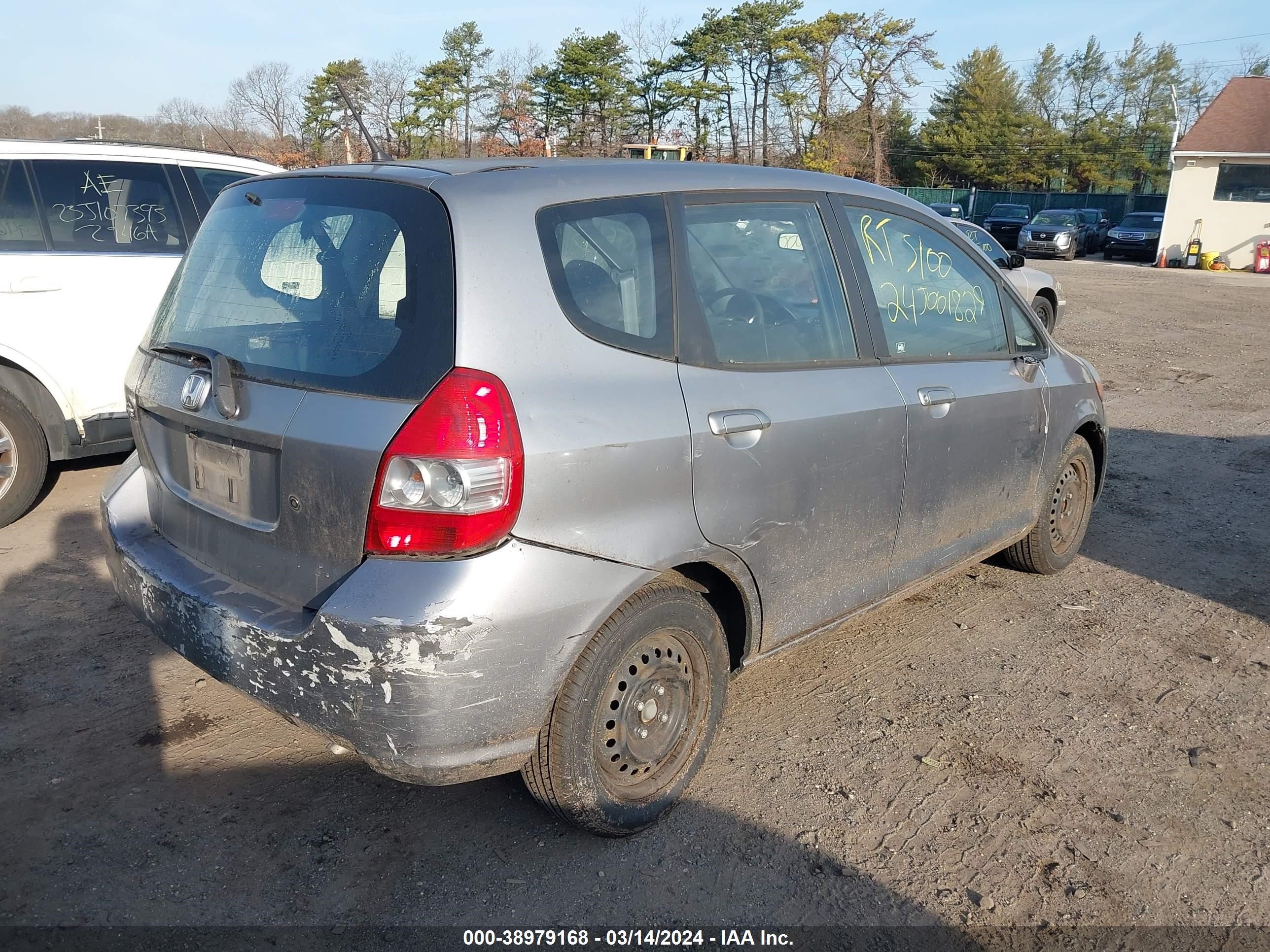 Photo 3 VIN: JHMGD37467S042618 - HONDA FIT 