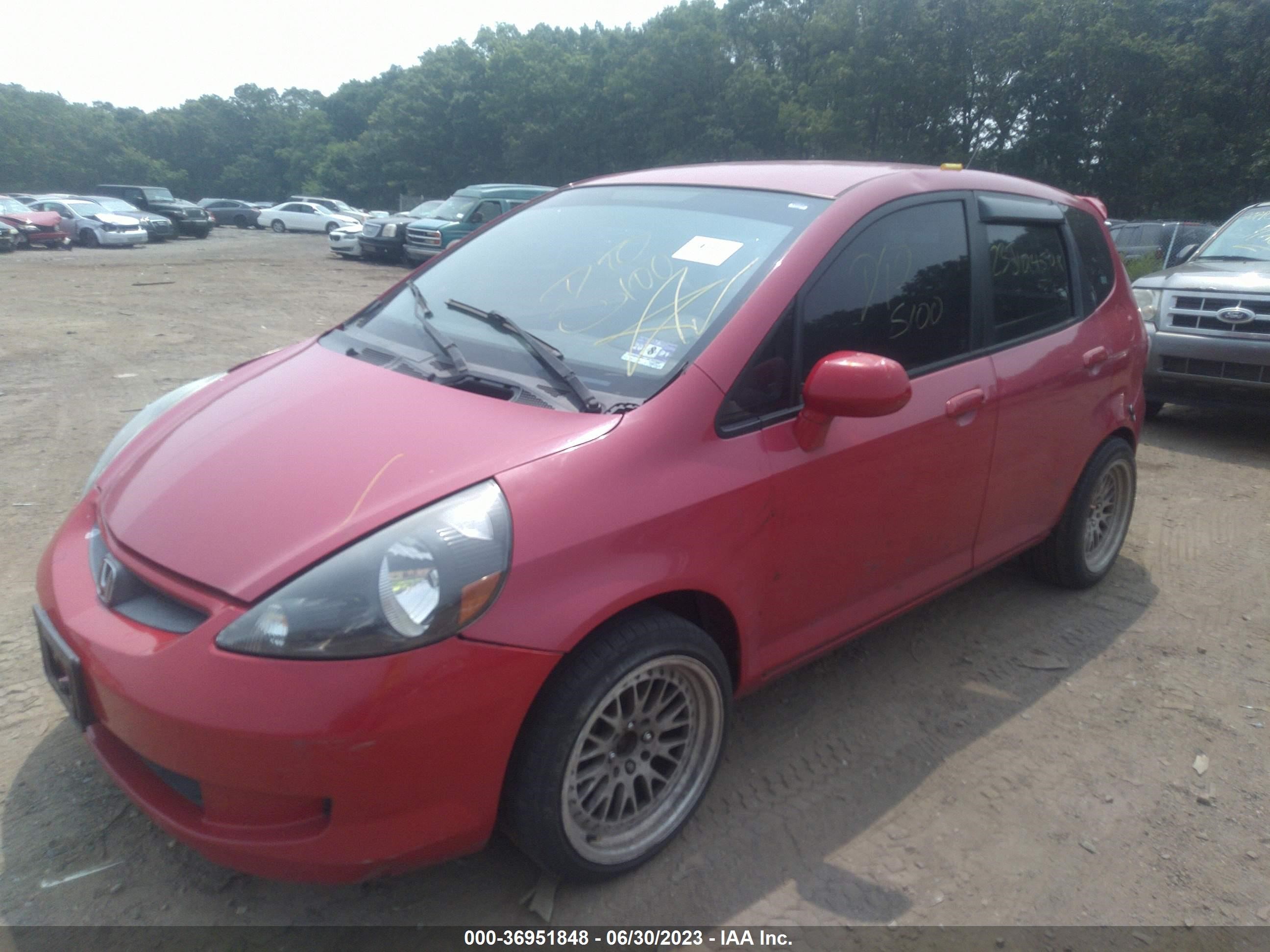 Photo 1 VIN: JHMGD374X8S063974 - HONDA FIT 