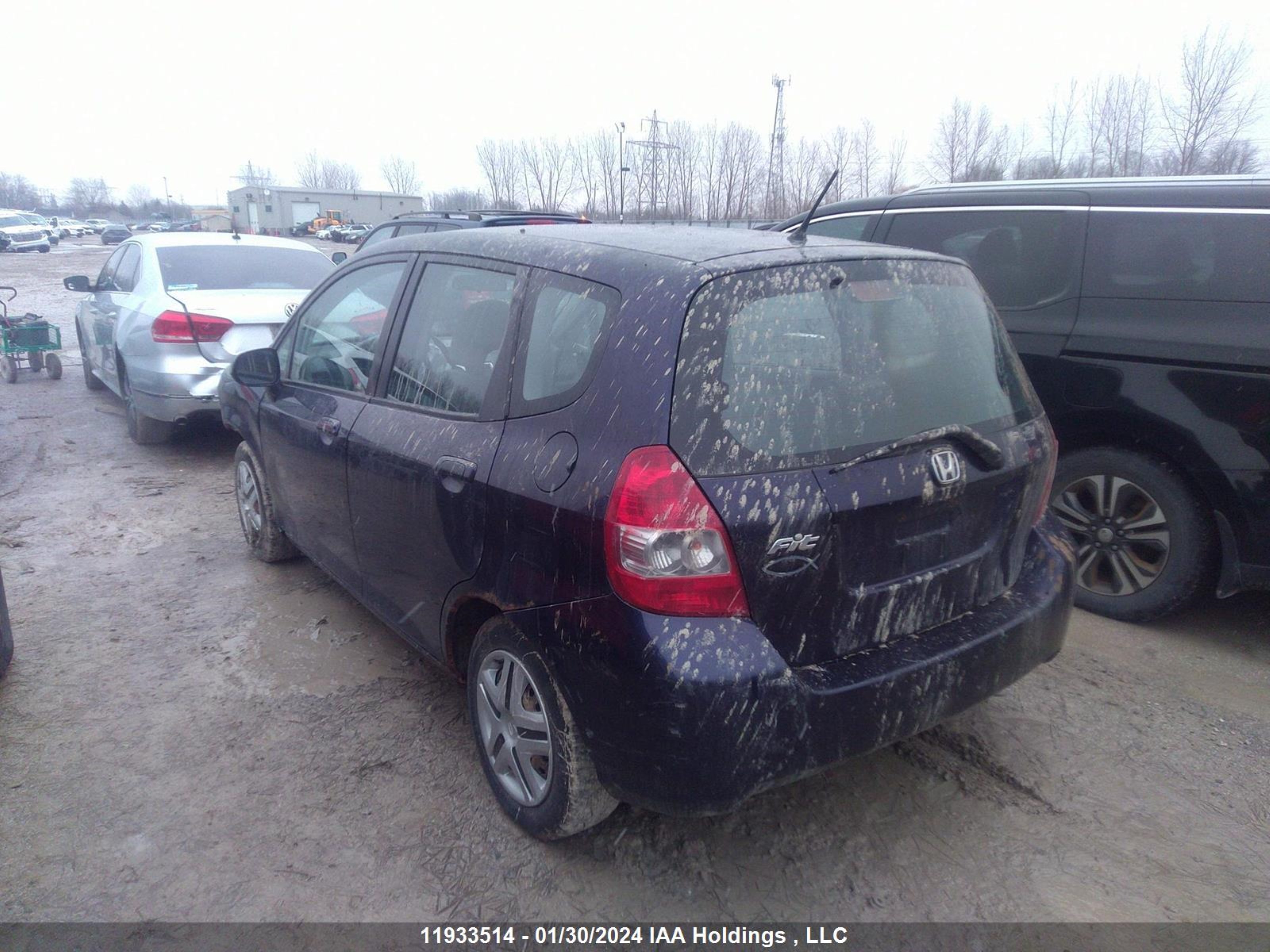 Photo 2 VIN: JHMGD374X8S808982 - HONDA FIT 