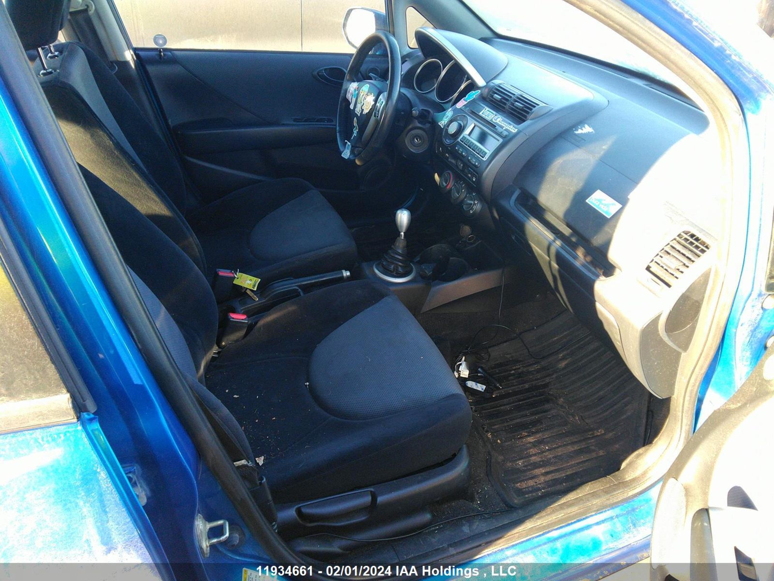 Photo 4 VIN: JHMGD37618S803056 - HONDA FIT 