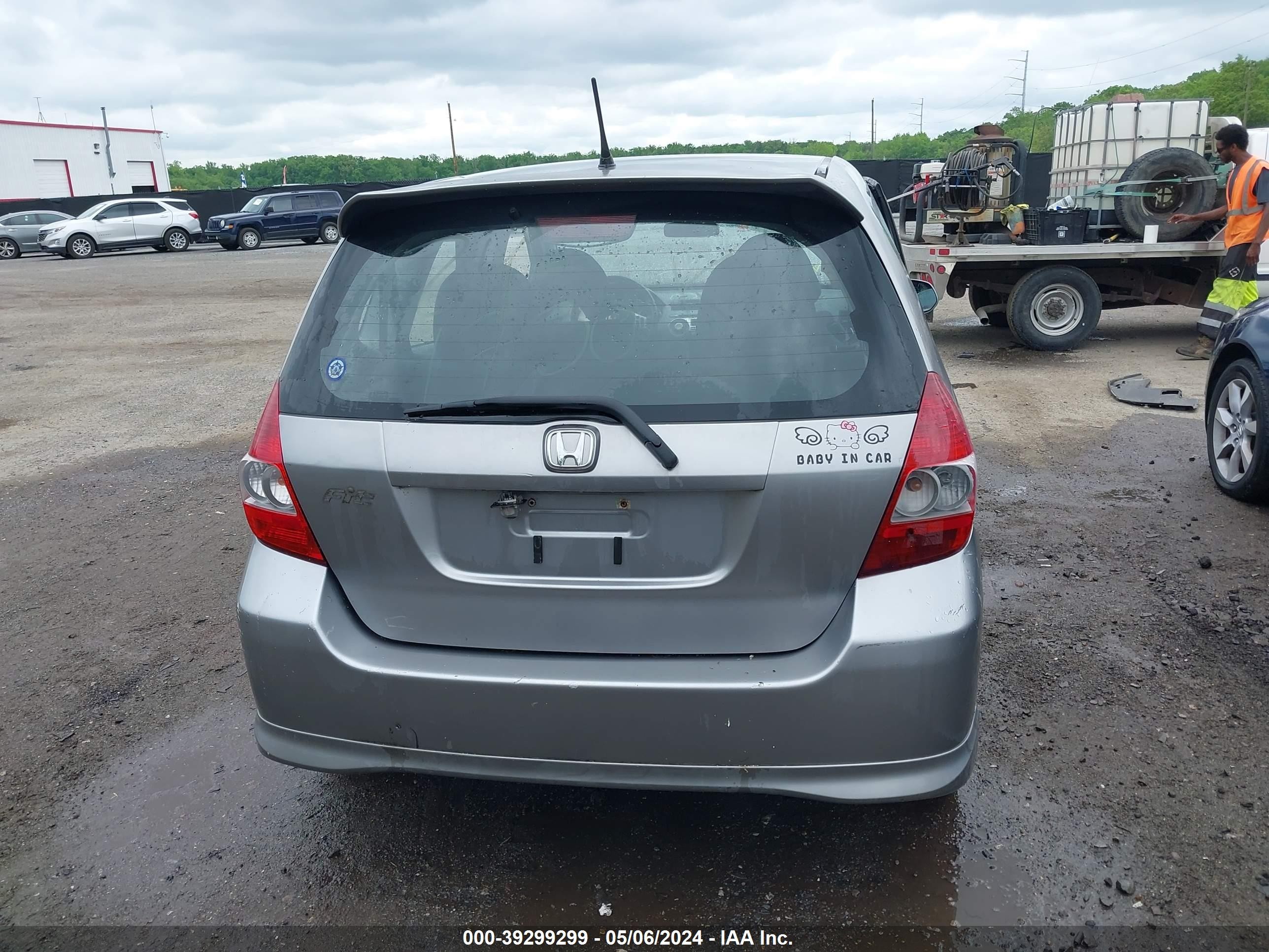 Photo 15 VIN: JHMGD37637S036356 - HONDA FIT 