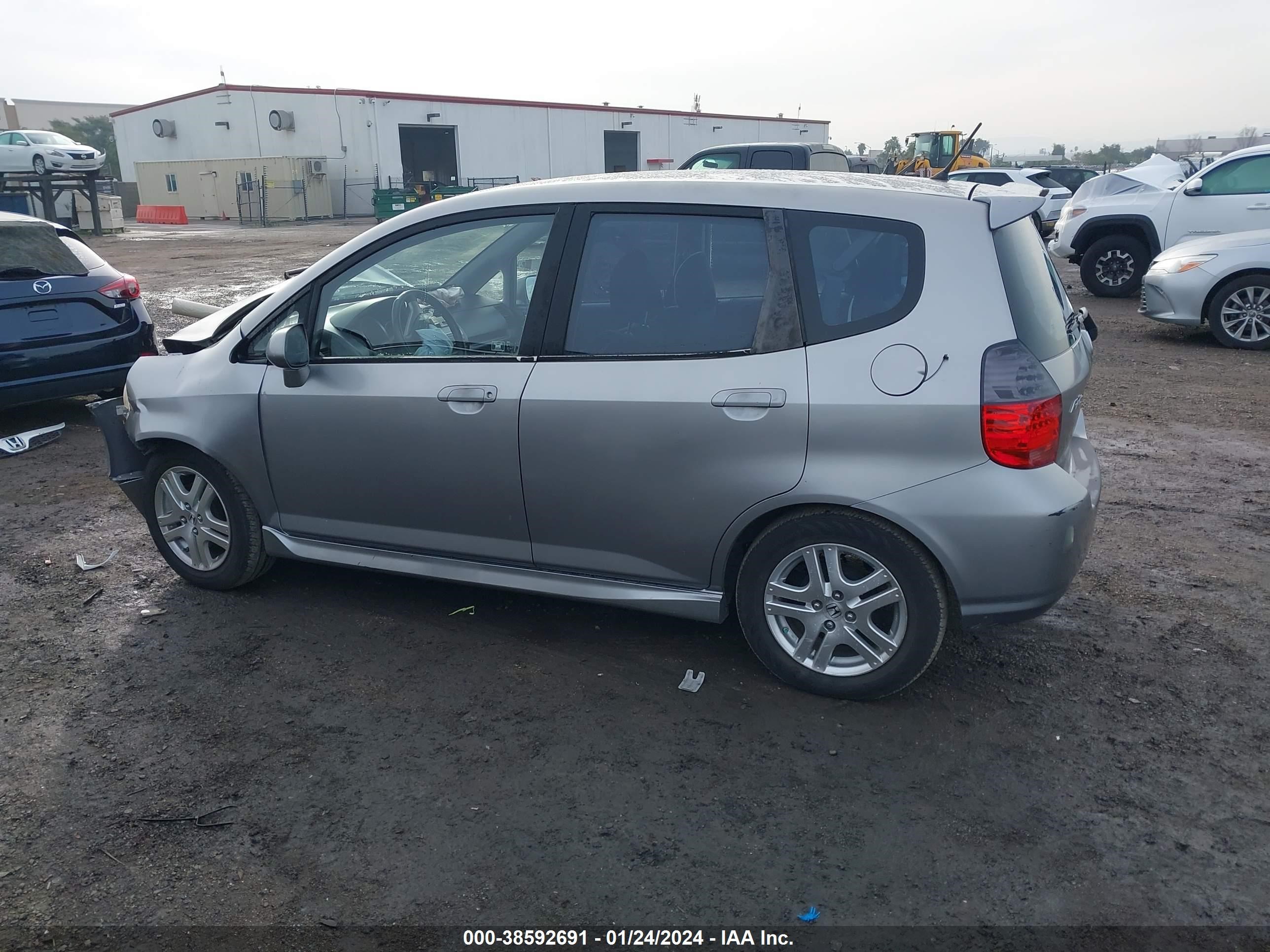 Photo 14 VIN: JHMGD37657S024791 - HONDA FIT 