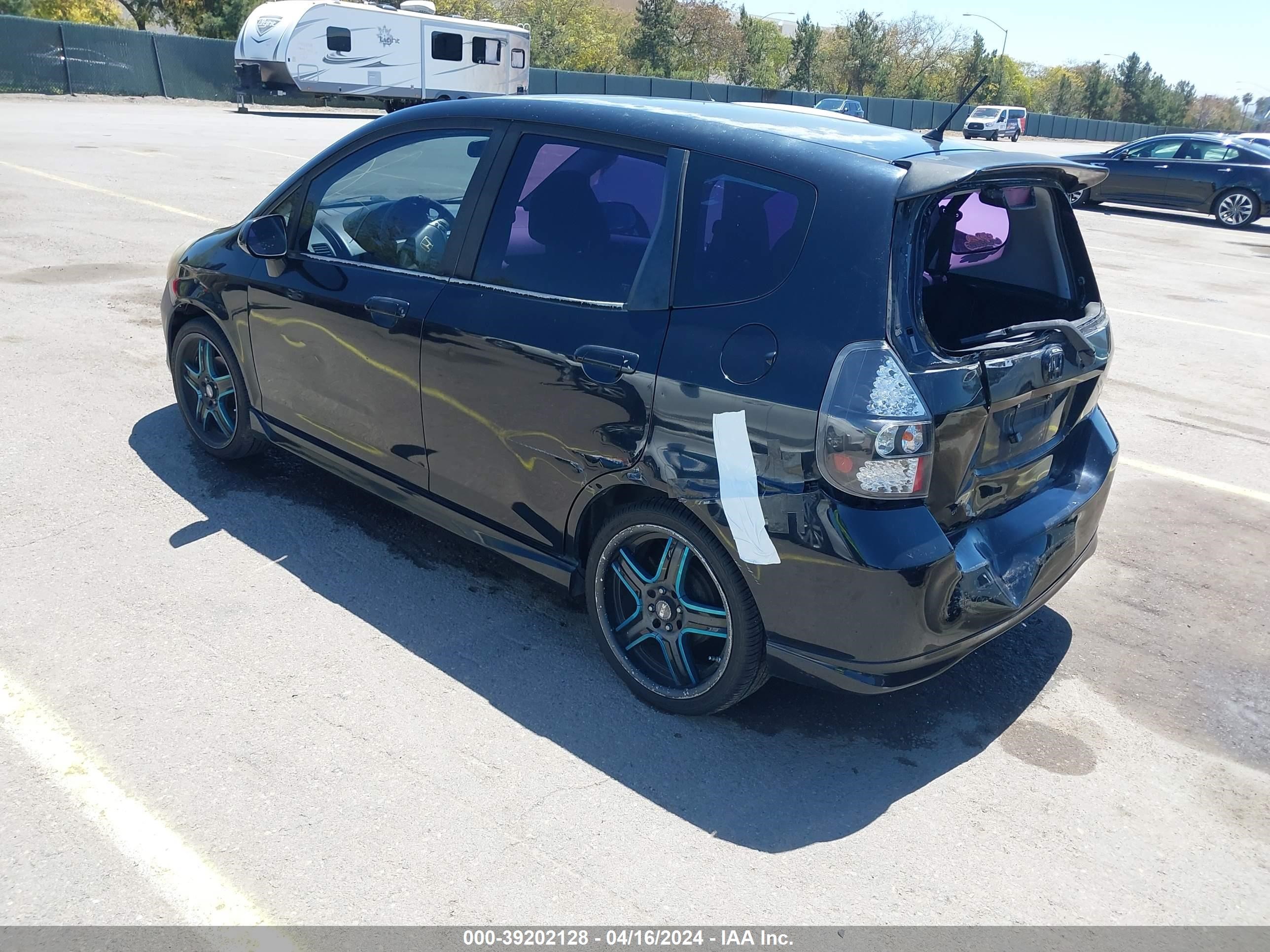 Photo 2 VIN: JHMGD37658S044010 - HONDA FIT 