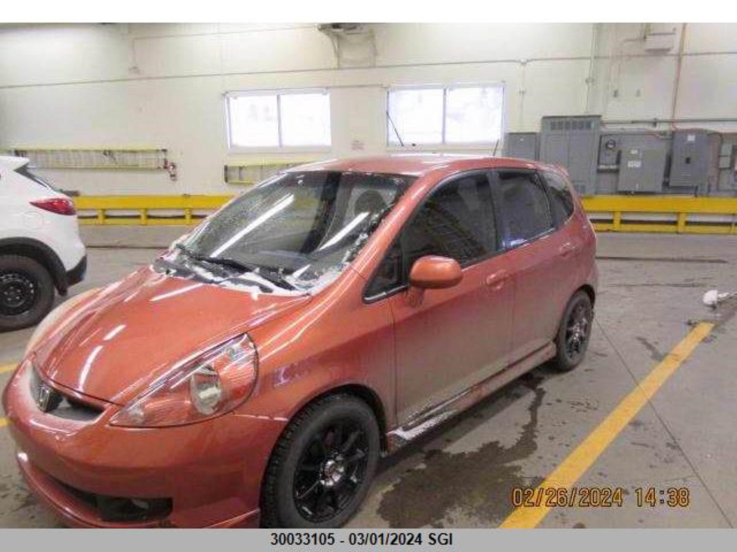 Photo 1 VIN: JHMGD37668S811749 - HONDA FIT 