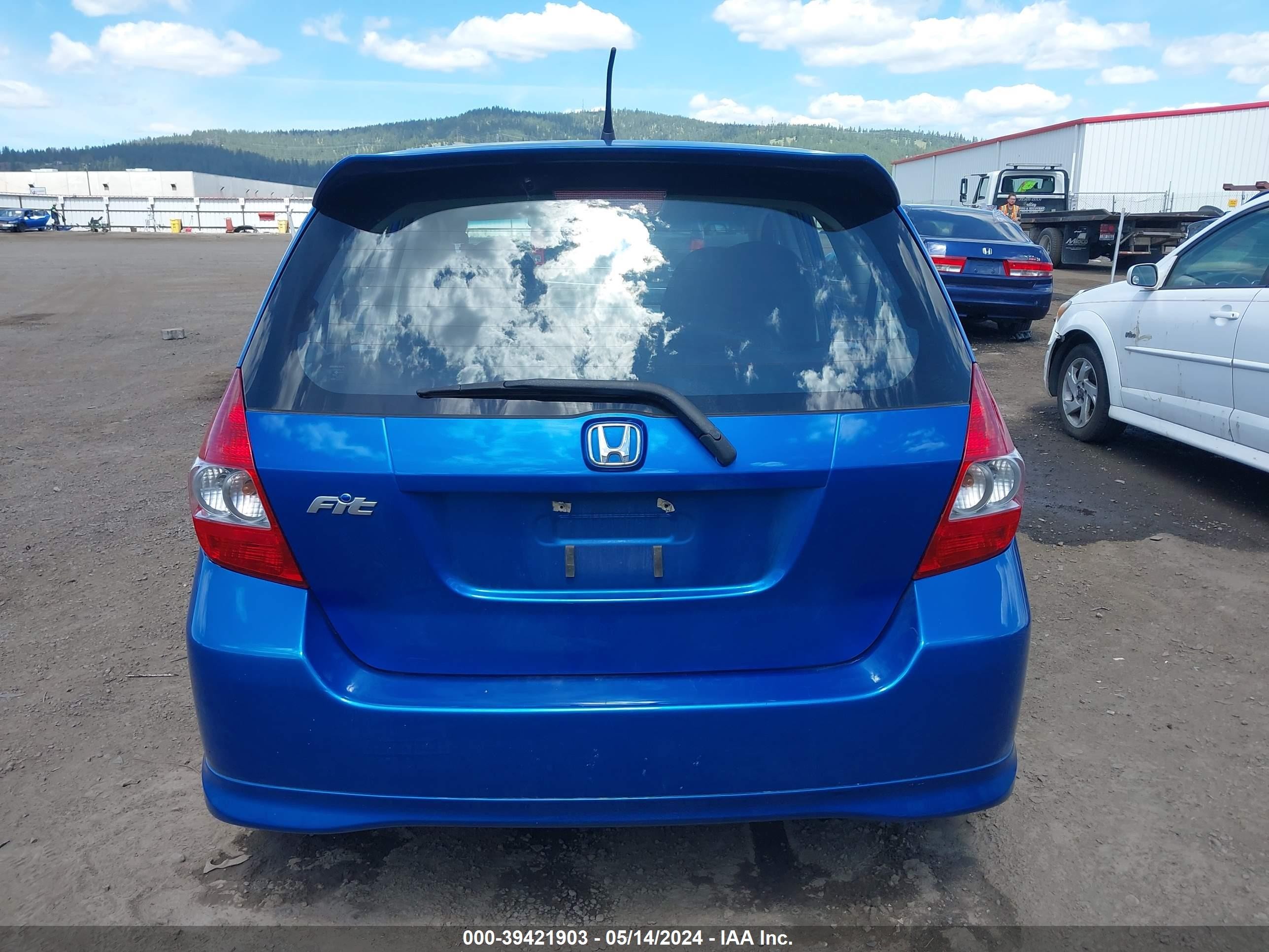 Photo 15 VIN: JHMGD37697S057311 - HONDA FIT 