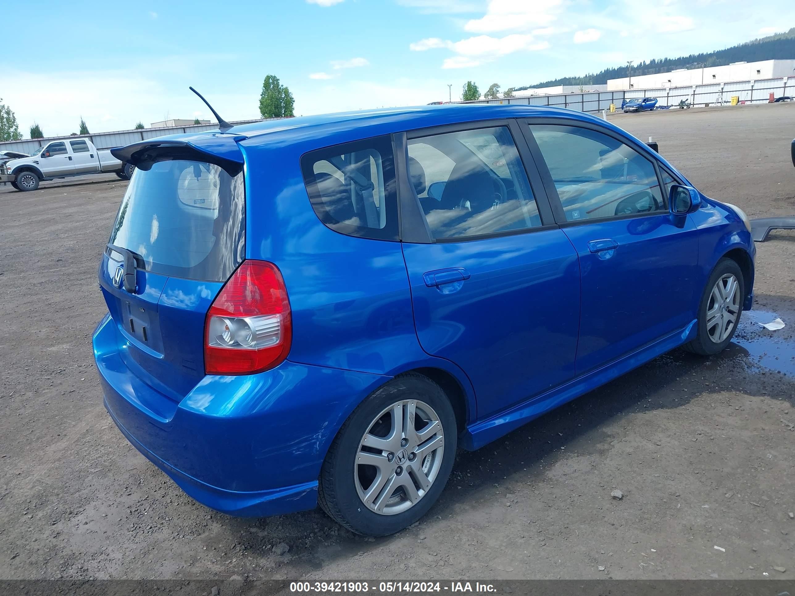 Photo 3 VIN: JHMGD37697S057311 - HONDA FIT 