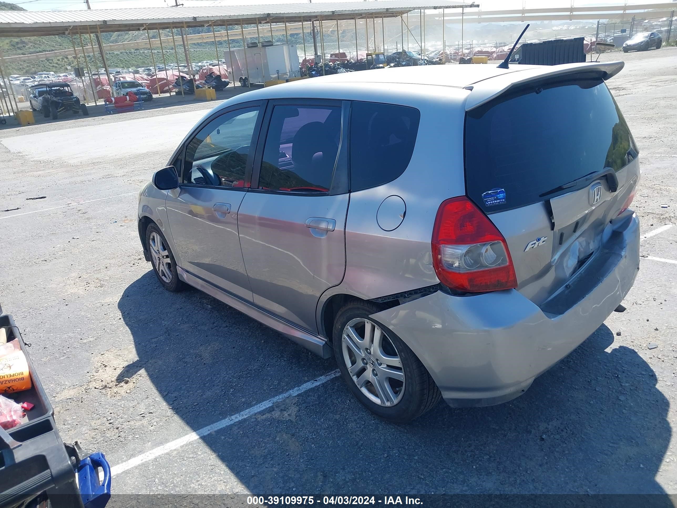 Photo 2 VIN: JHMGD37698S064034 - HONDA FIT 