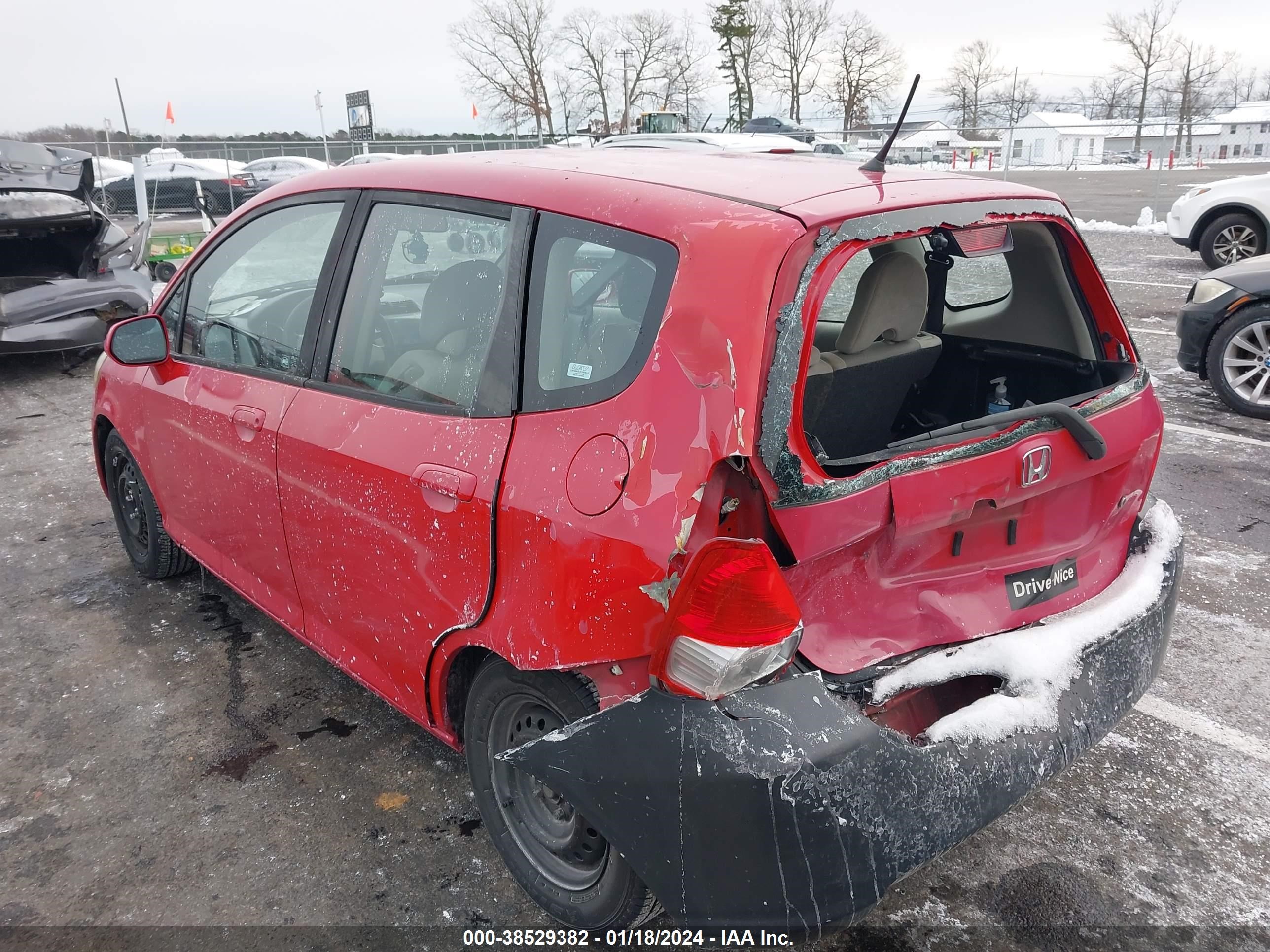 Photo 2 VIN: JHMGD38407S032777 - HONDA FIT 