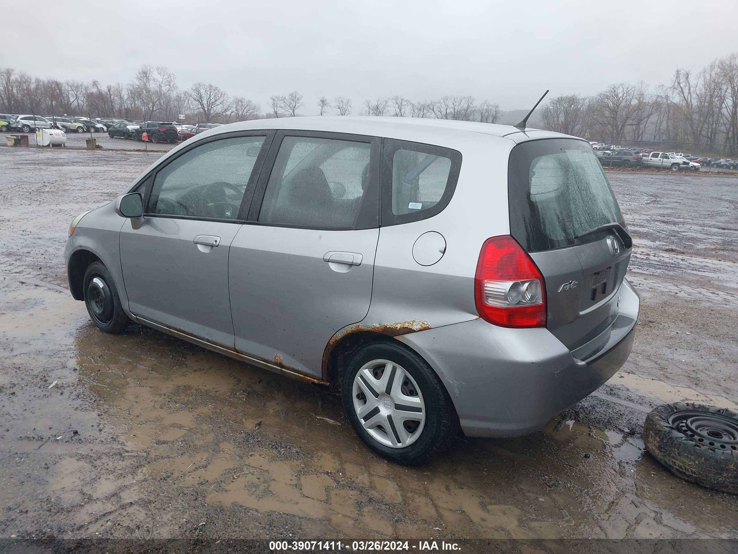 Photo 2 VIN: JHMGD38427S029377 - HONDA FIT 