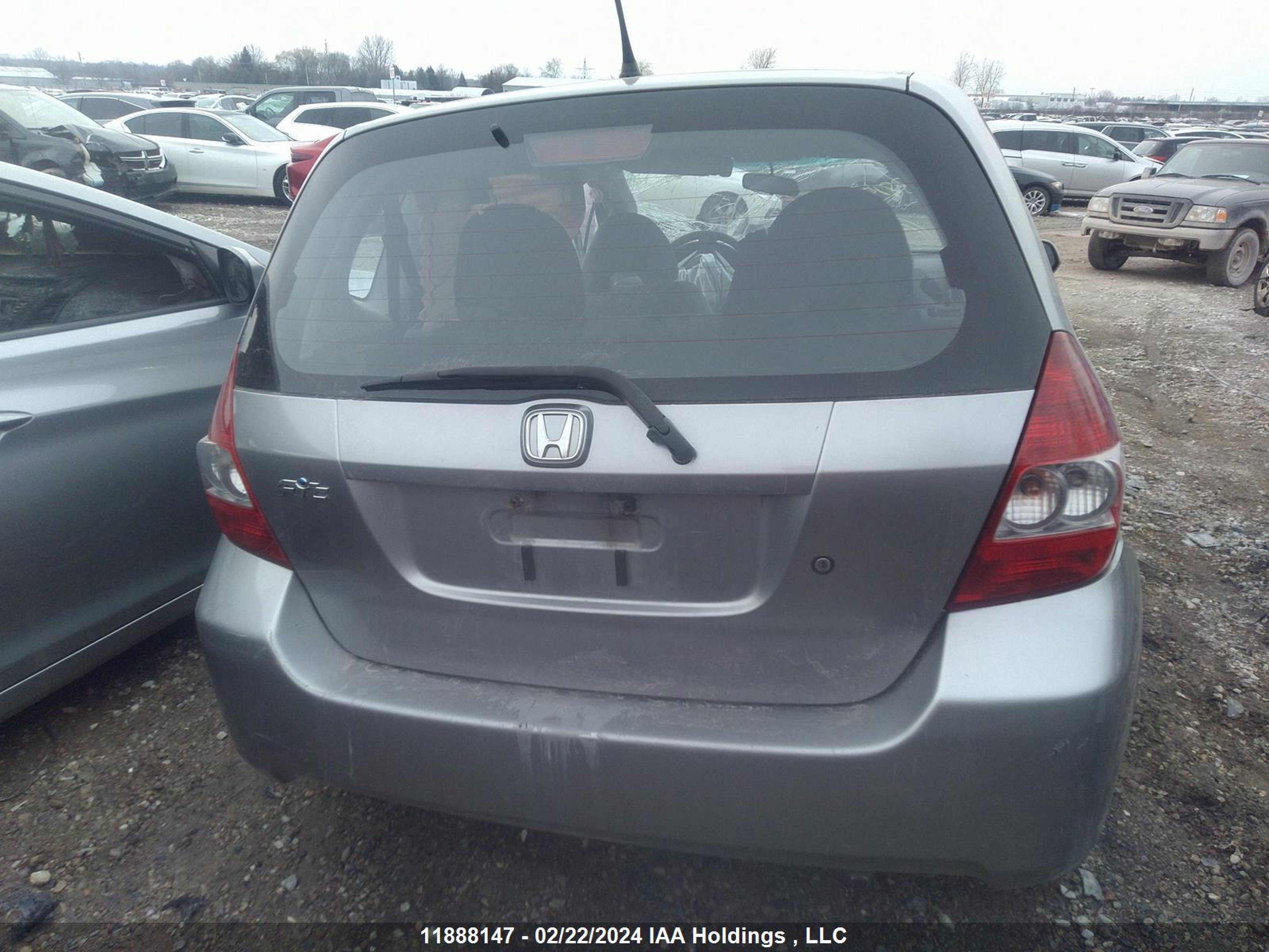 Photo 15 VIN: JHMGD38427S813168 - HONDA FIT 